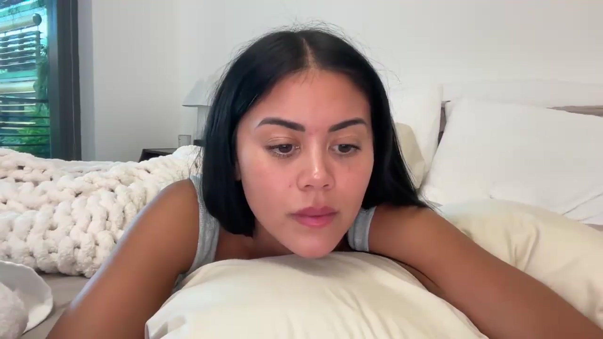 Gallery image thumbnail from Naomilynn's myfreecams stream on, 11/08/2024, 22:51 image 12 of 20