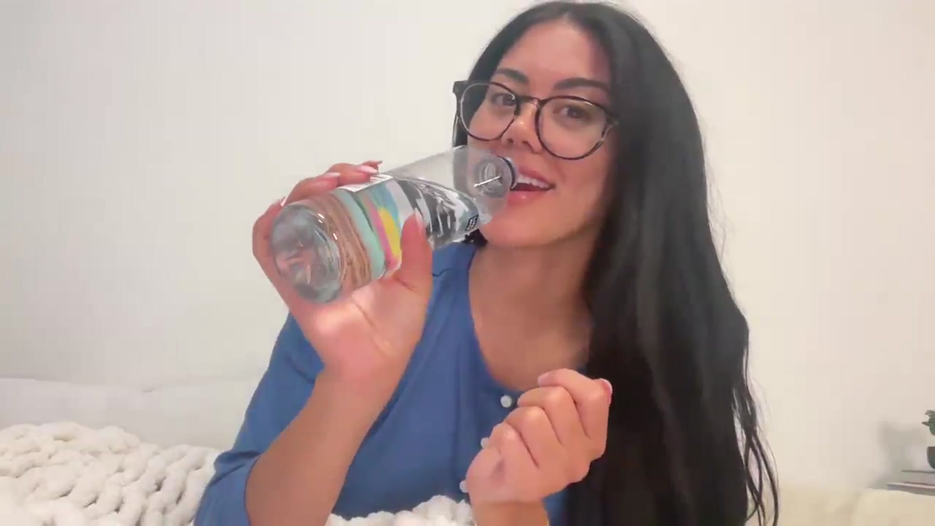 Gallery image thumbnail from Naomilynn's myfreecams stream on, 11/12/2024, 08:32 image 11 of 20