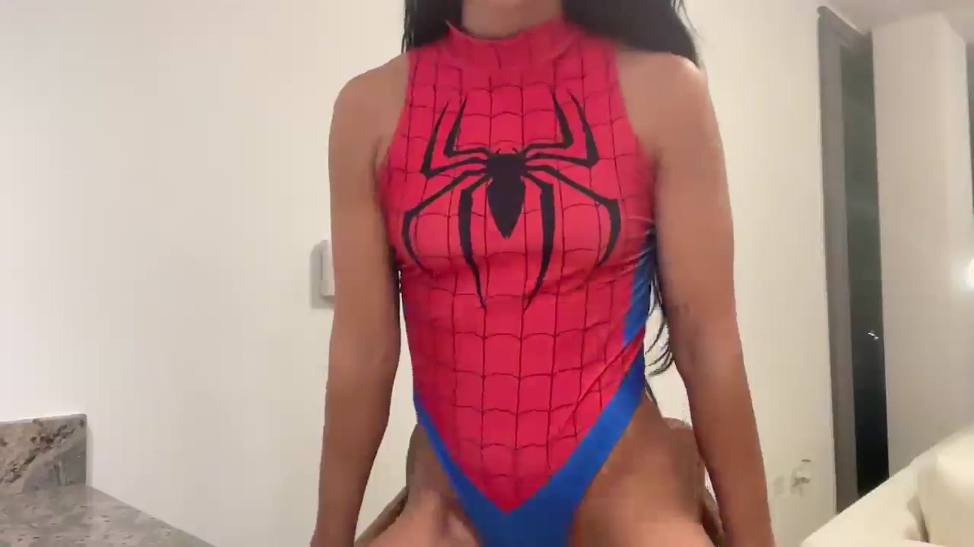Gallery image thumbnail from Naomilynn's myfreecams stream on, 11/22/2024, 05:10 image 12 of 20