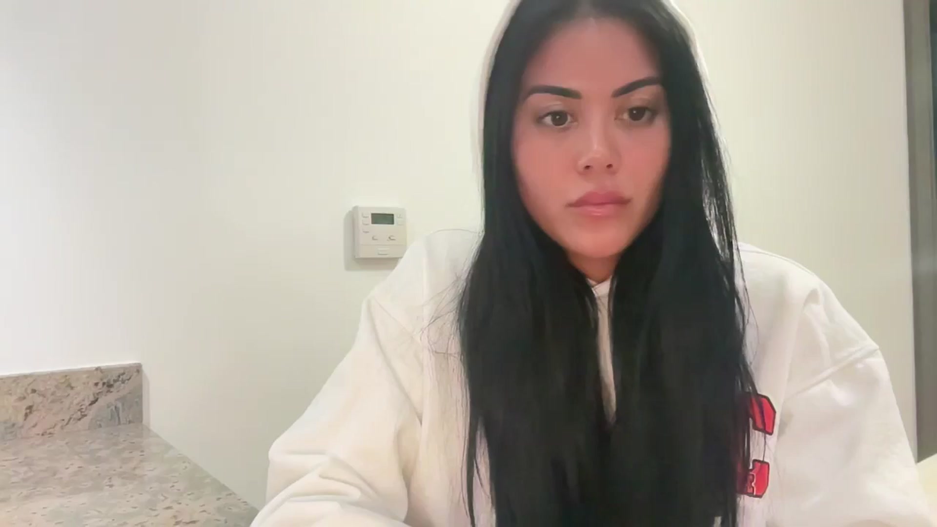 Gallery image thumbnail from Naomilynn's myfreecams stream on, 11/28/2024, 06:38 image 19 of 20