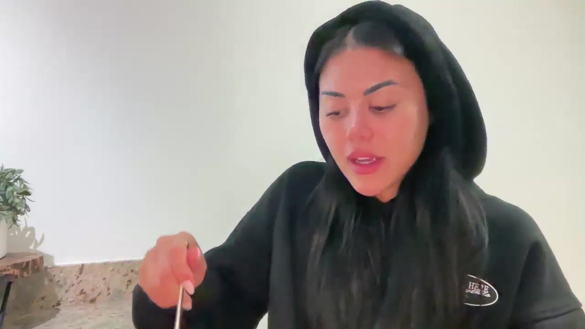 Gallery image thumbnail from Naomilynn's myfreecams stream on, 12/02/2024, 03:21 image 17 of 20