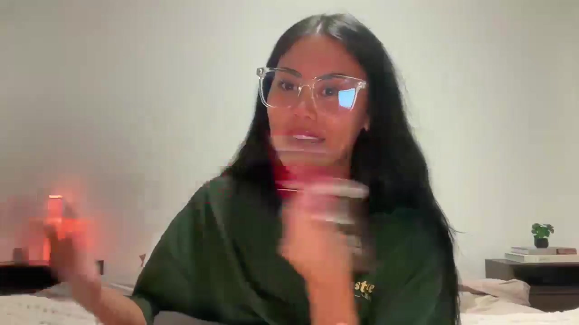 Gallery image thumbnail from Naomilynn's myfreecams stream on, 12/07/2024, 03:42 image 8 of 20