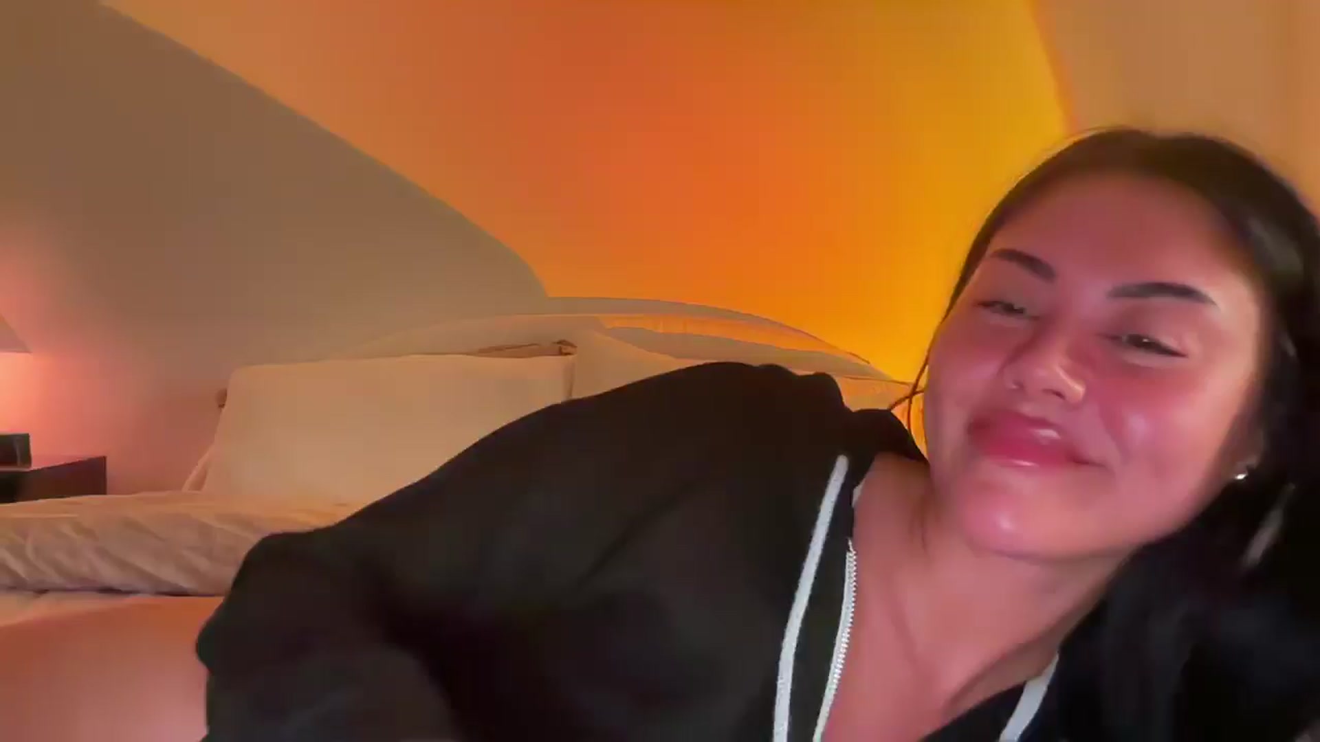 Gallery image thumbnail from Naomilynn's myfreecams stream on, 12/11/2024, 07:12 image 18 of 20