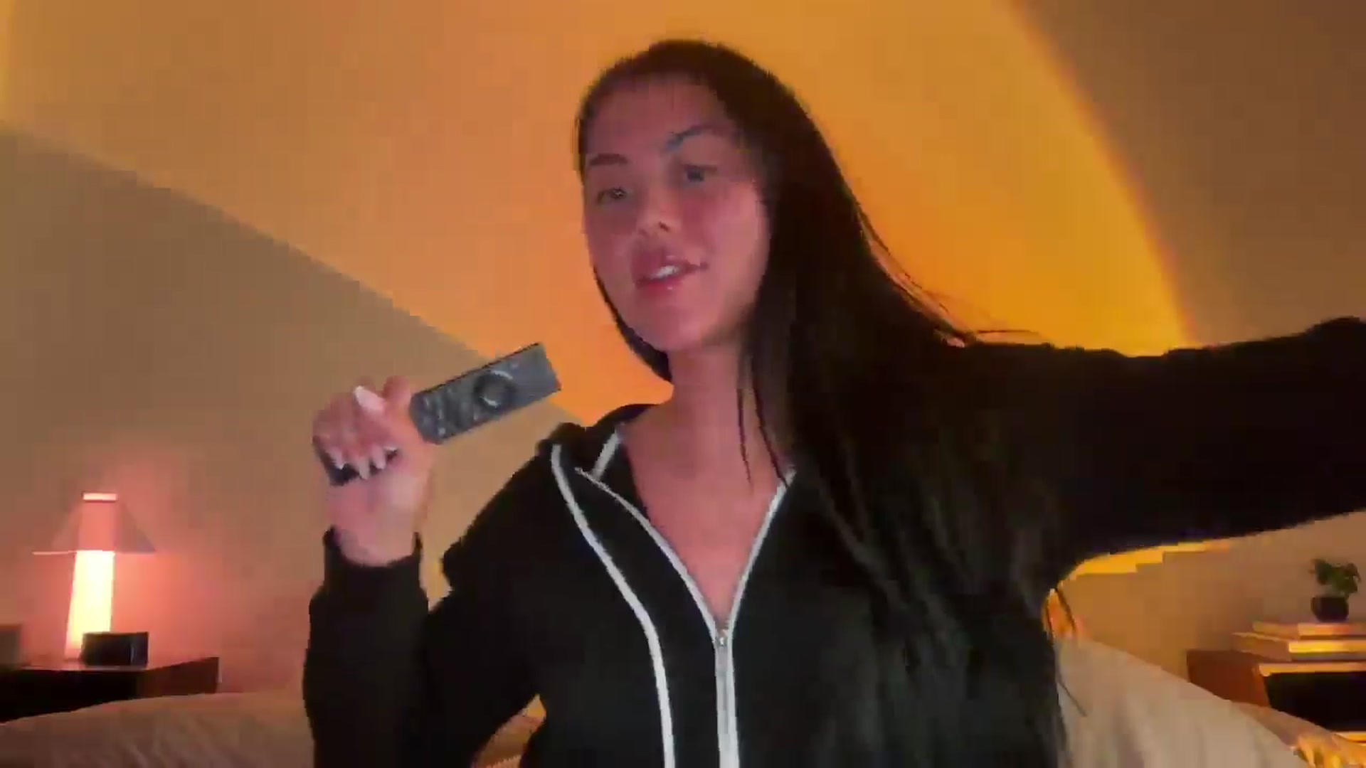 Gallery image thumbnail from Naomilynn's myfreecams stream on, 12/11/2024, 07:12 image 13 of 20