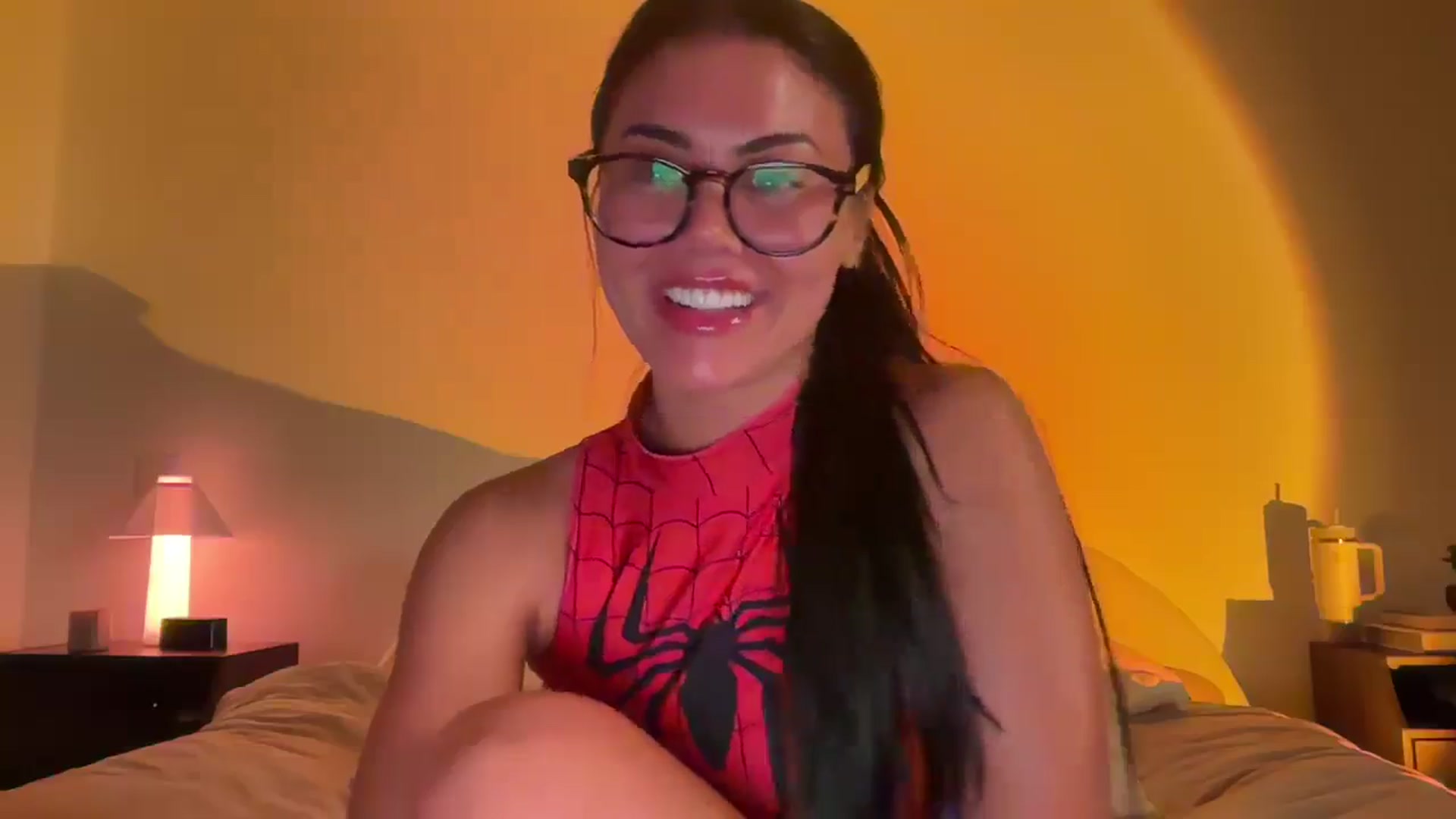 Gallery image thumbnail from Naomilynn's myfreecams stream on, 12/17/2024, 03:55 image 14 of 20