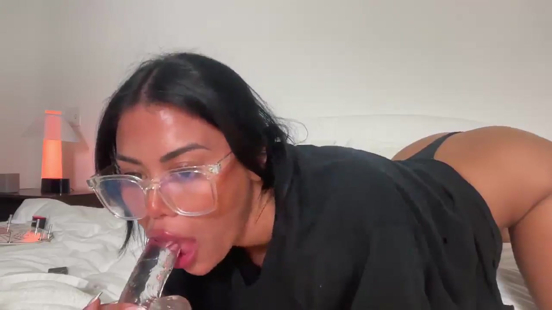 Gallery image thumbnail from Naomilynn's myfreecams stream on, 01/21/2025, 05:41 image 16 of 20