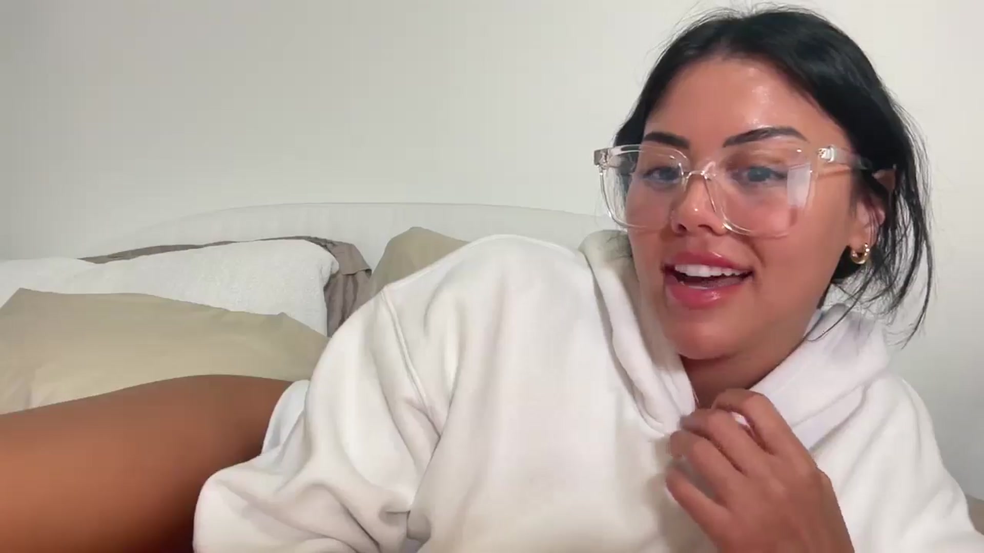 Gallery image thumbnail from Naomilynn's myfreecams stream on, 01/30/2025, 05:32 image 20 of 20