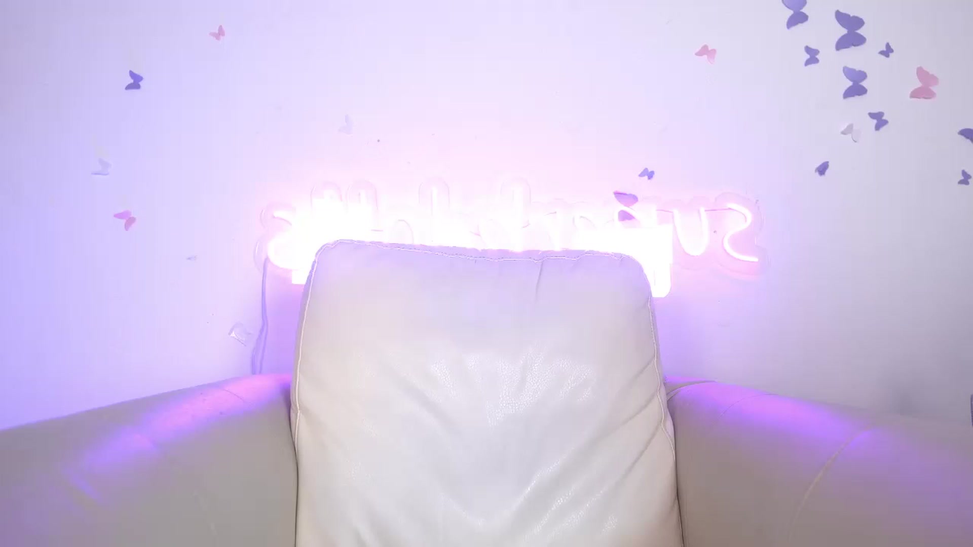Gallery image thumbnail from Nariseoul's myfreecams stream on, 12/10/2022, 11:53 image 19 of 20