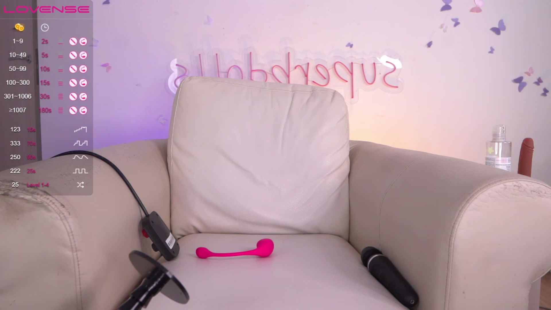 Gallery image thumbnail from Nariseoul's myfreecams stream on, 04/02/2023, 13:41 image 16 of 20