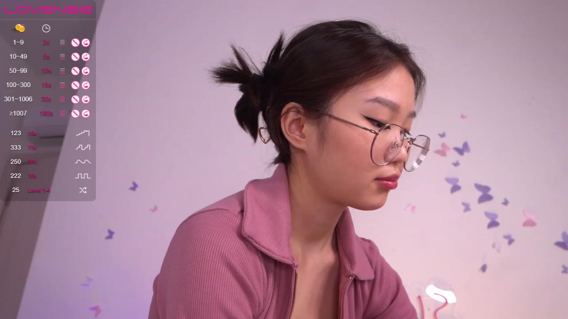 Gallery image thumbnail from Nariseoul's myfreecams stream on, 04/03/2023, 14:14 image 4 of 20