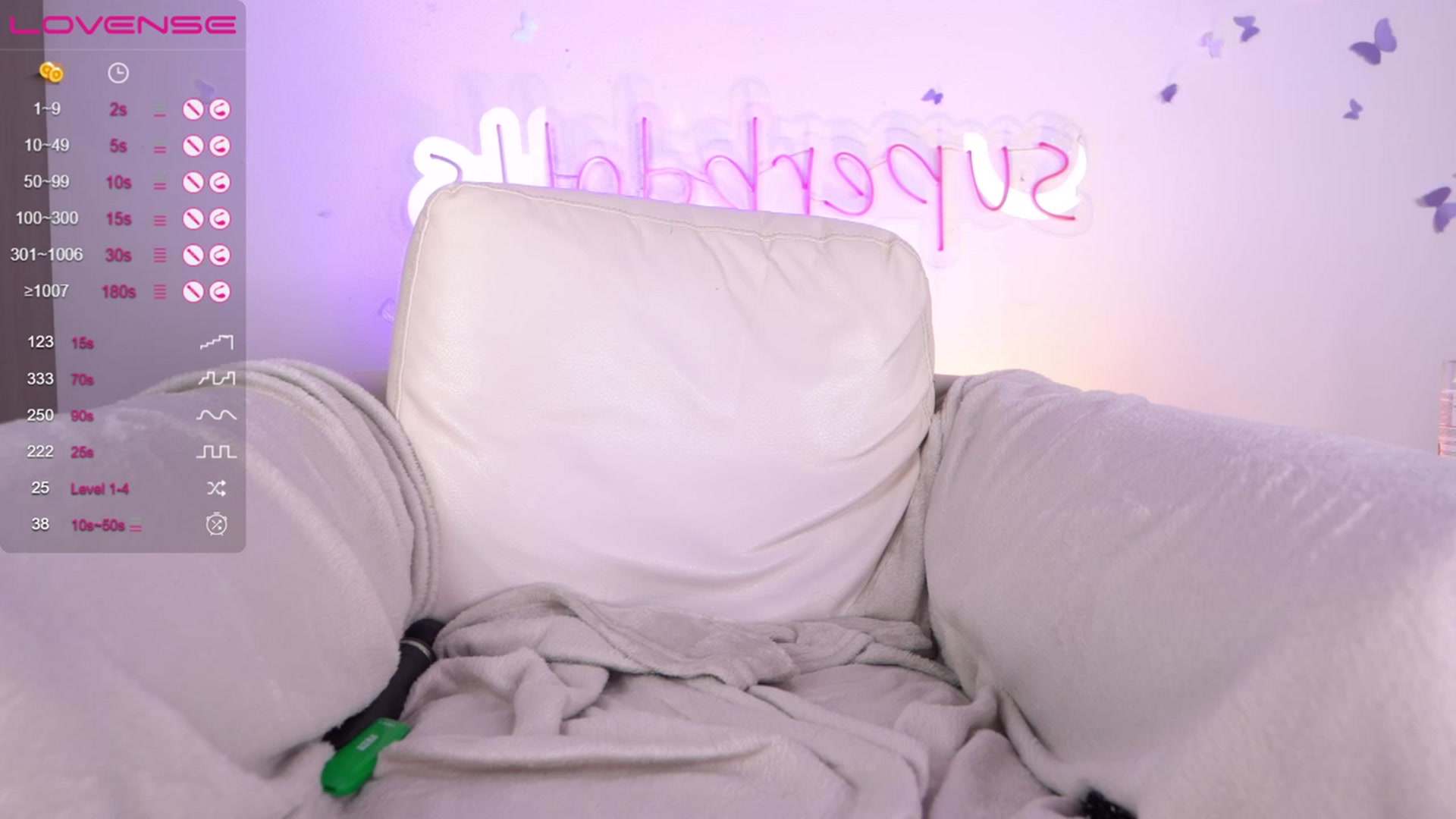 Gallery image thumbnail from Nariseoul's myfreecams stream on, 04/18/2023, 17:10 image 16 of 20