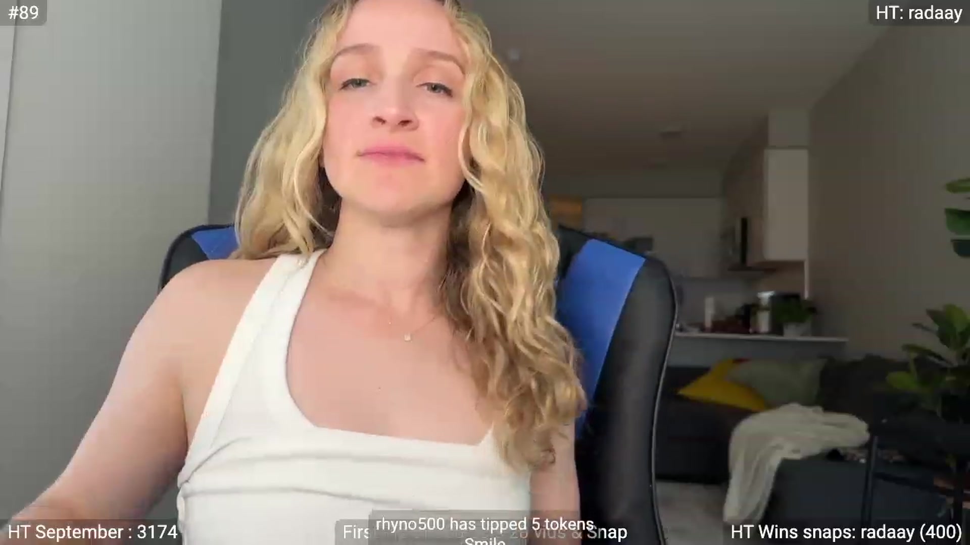 Gallery image thumbnail from NatGPT's myfreecams stream on, 09/12/2023, 24:27 image 15 of 20