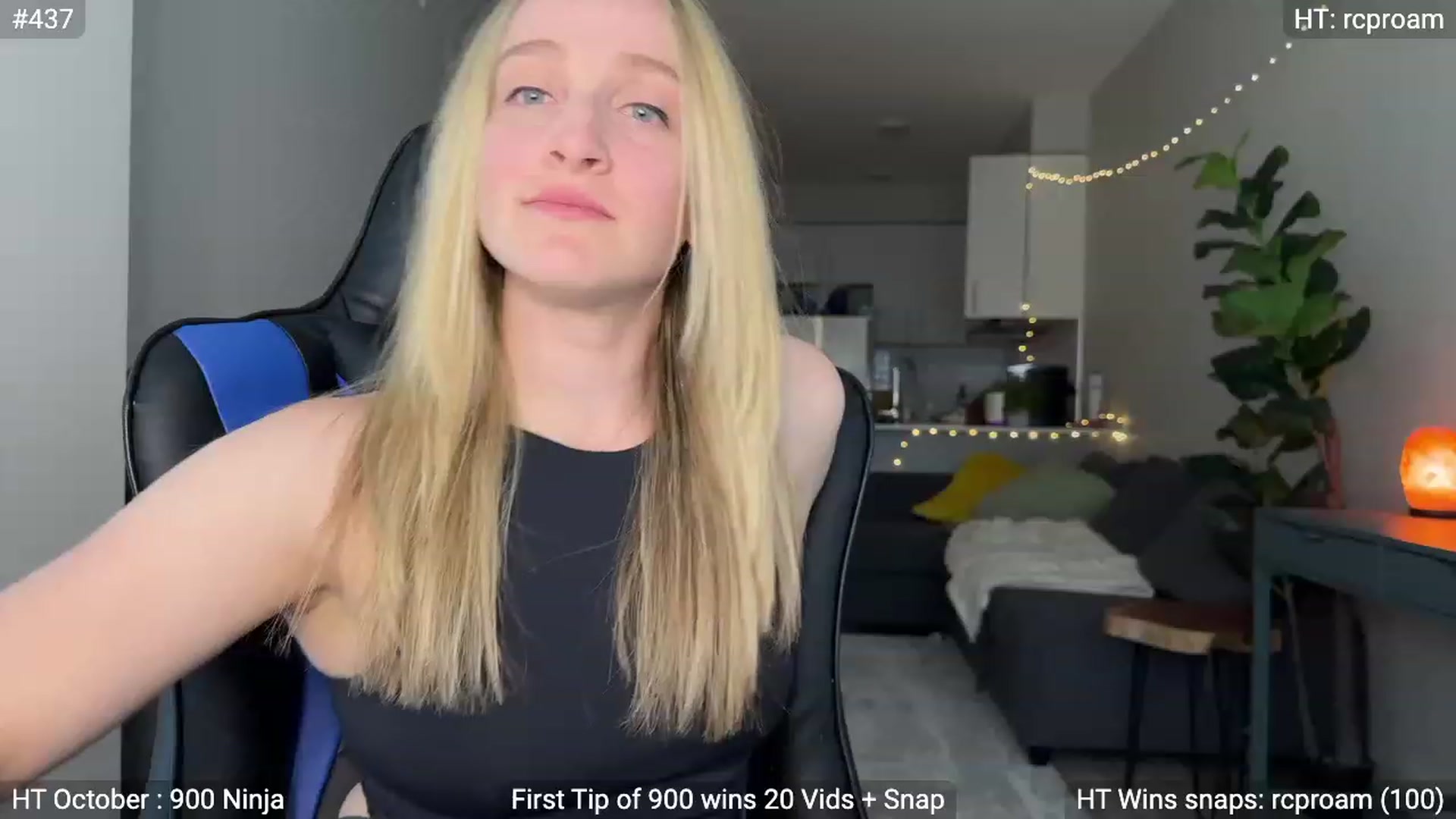 Gallery image thumbnail from NatGPT's myfreecams stream on, 10/02/2023, 22:04 image 10 of 20