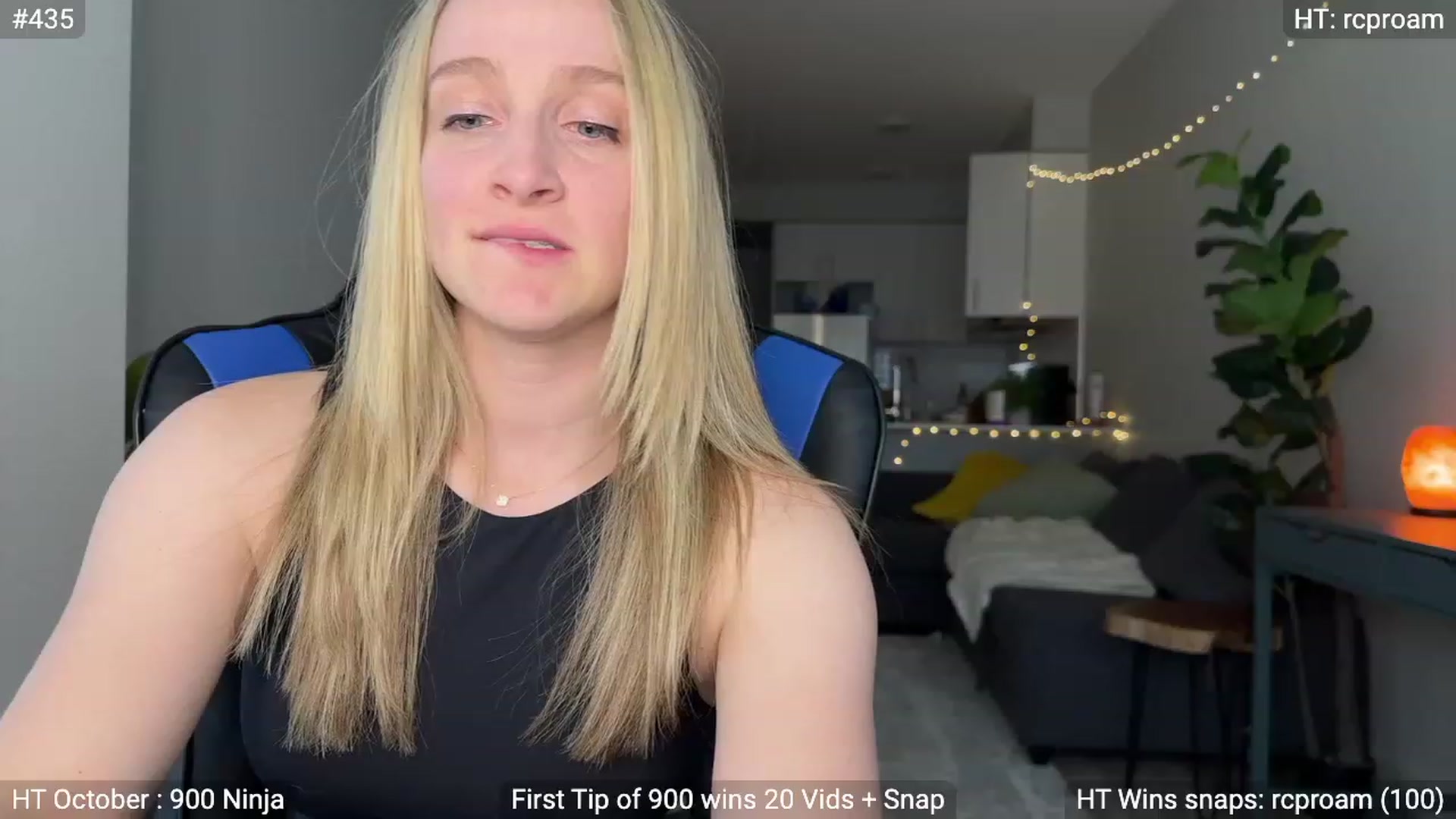 Gallery image thumbnail from NatGPT's myfreecams stream on, 10/02/2023, 22:04 image 15 of 20