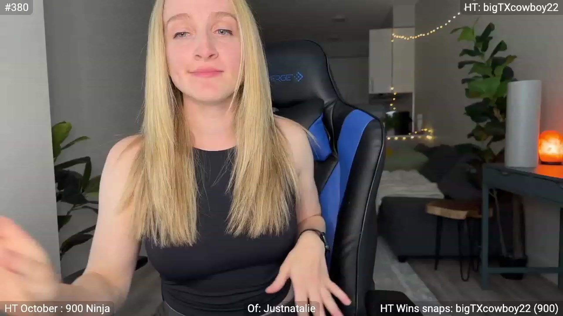 Gallery image thumbnail from NatGPT's myfreecams stream on, 10/02/2023, 22:35 image 17 of 20