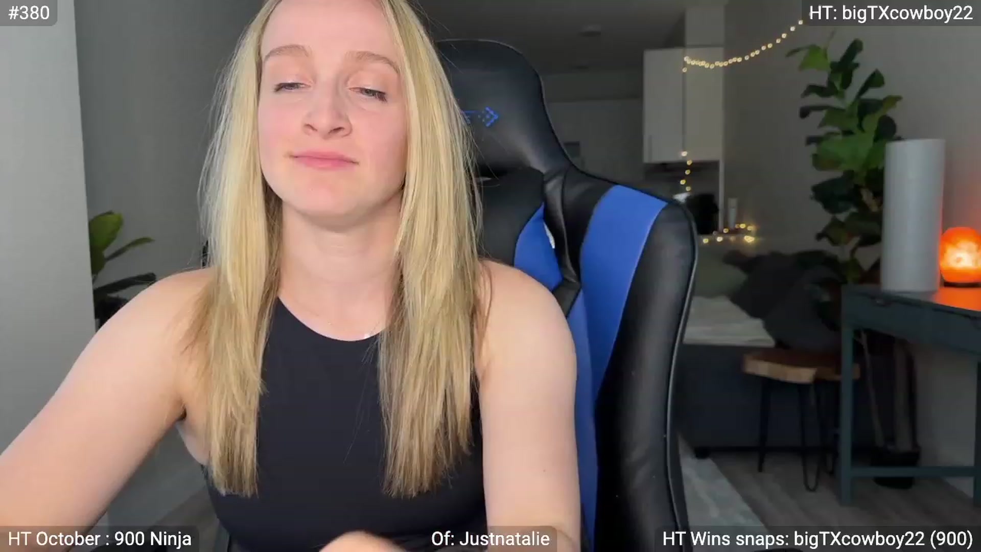 Gallery image thumbnail from NatGPT's myfreecams stream on, 10/02/2023, 22:35 image 11 of 20