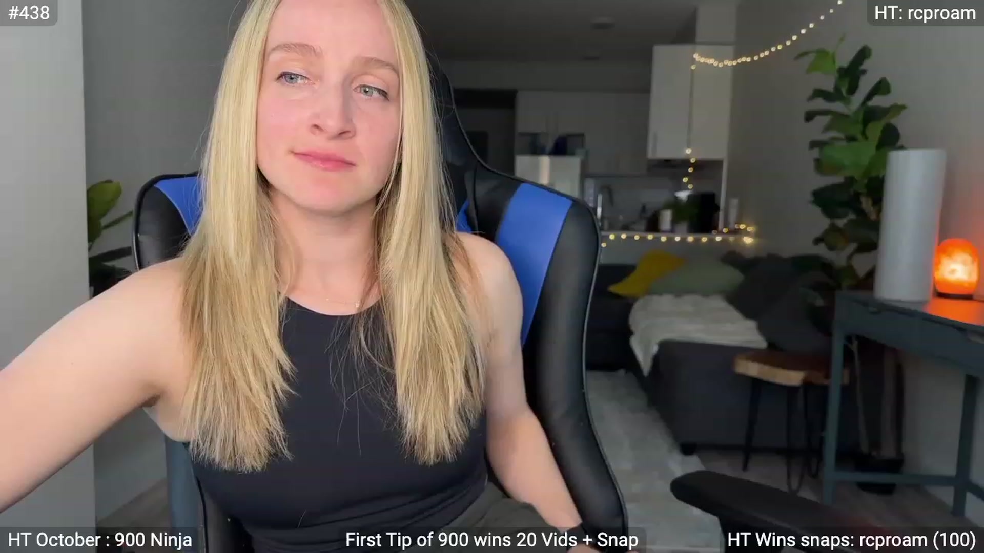 Gallery image thumbnail from NatGPT's myfreecams stream on, 10/02/2023, 22:35 image 3 of 20