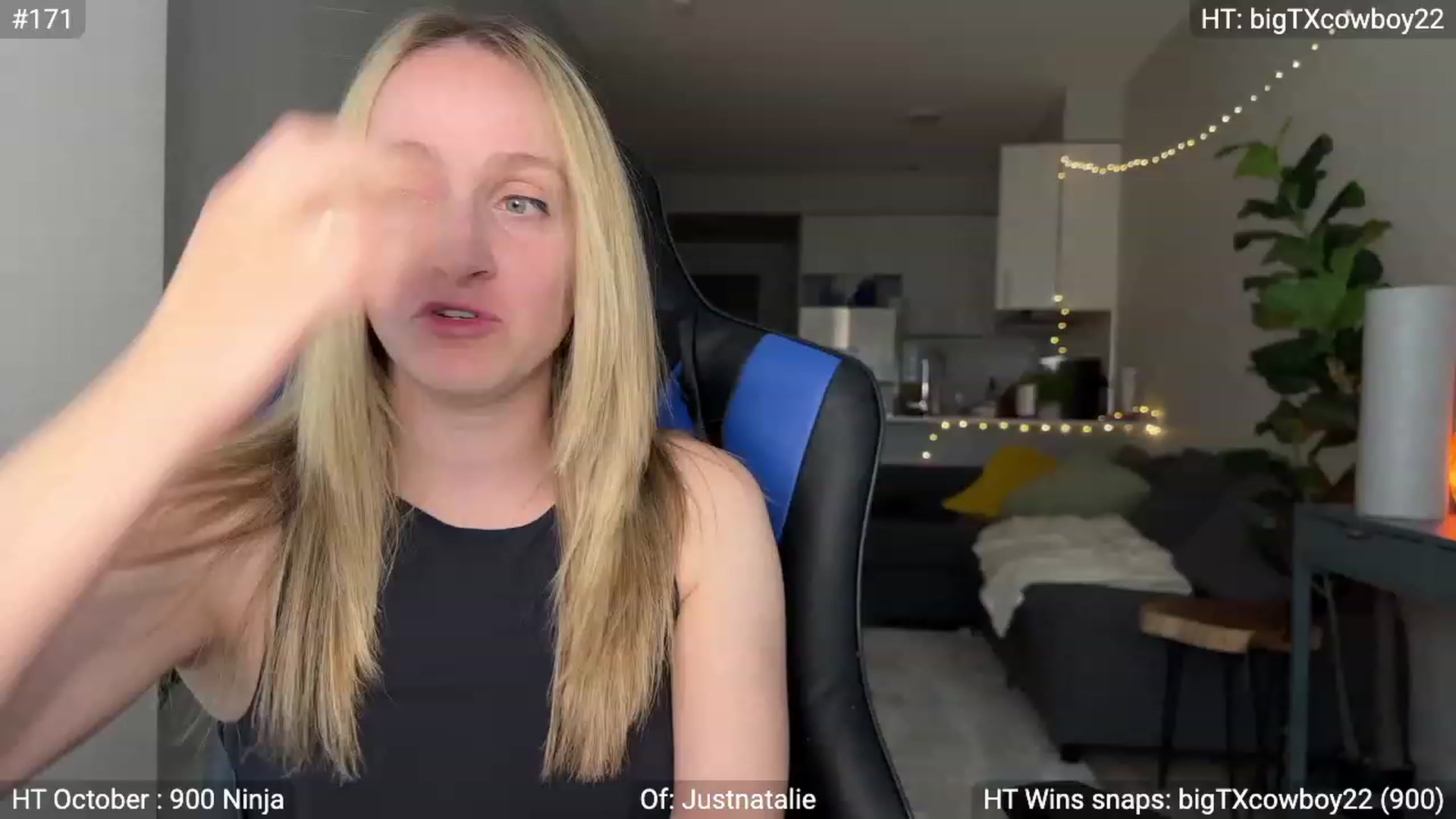 Gallery image thumbnail from NatGPT's myfreecams stream on, 10/03/2023, 24:56 image 6 of 20