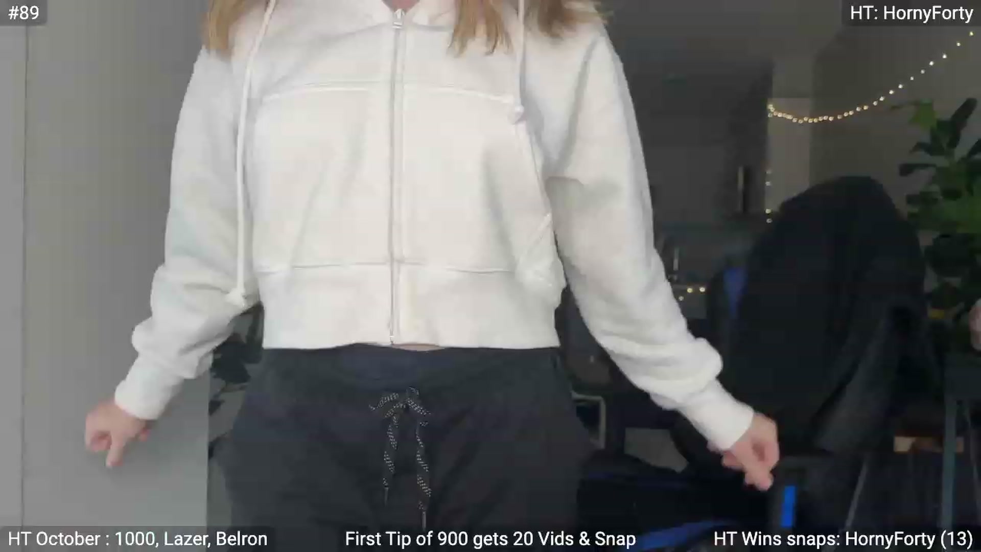 Gallery image thumbnail from NatGPT's myfreecams stream on, 10/05/2023, 15:43 image 8 of 20