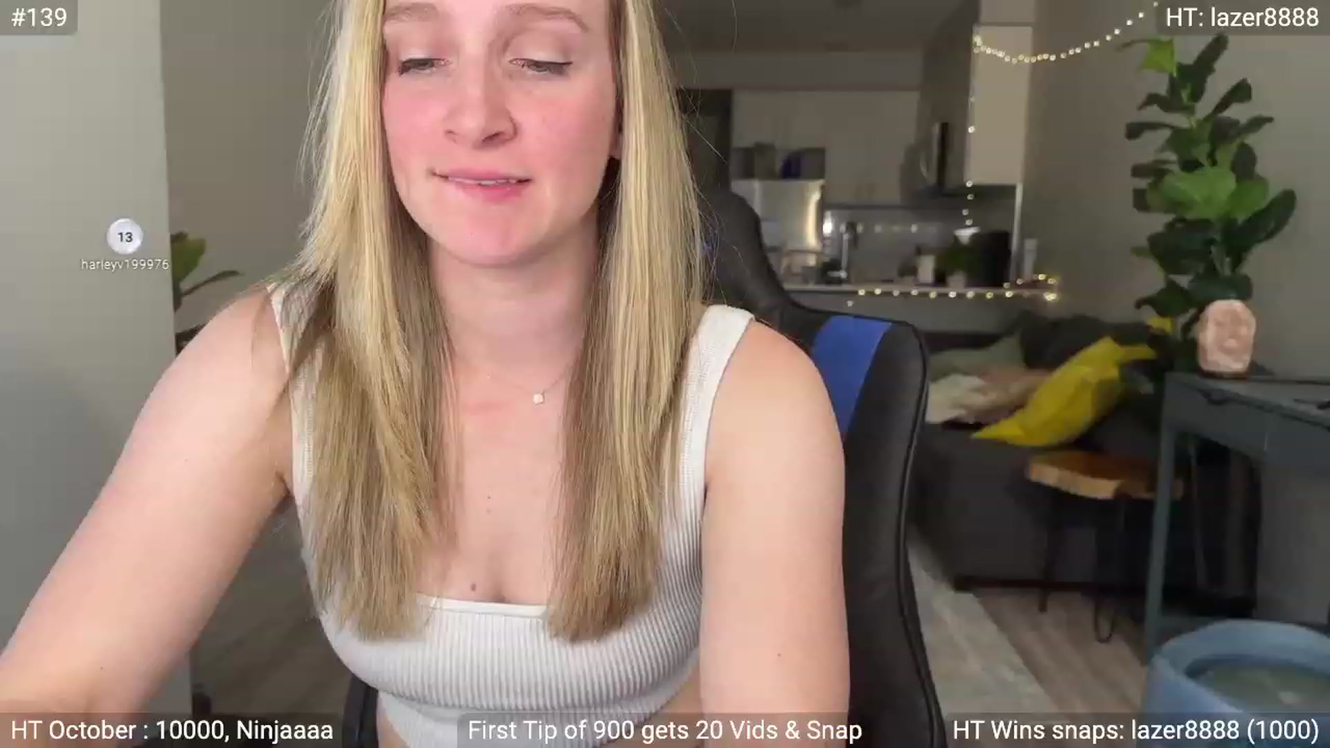 Gallery image thumbnail from NatGPT's myfreecams stream on, 10/09/2023, 22:39 image 10 of 20