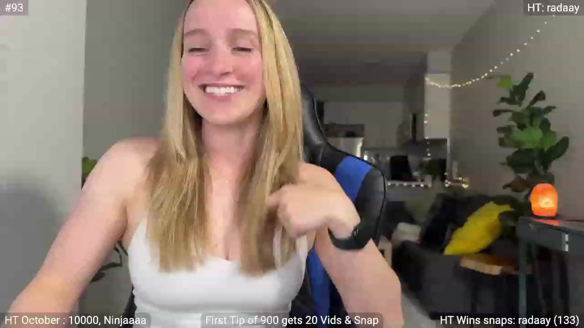 Gallery image thumbnail from NatGPT's myfreecams stream on, 10/10/2023, 23:20 image 14 of 20