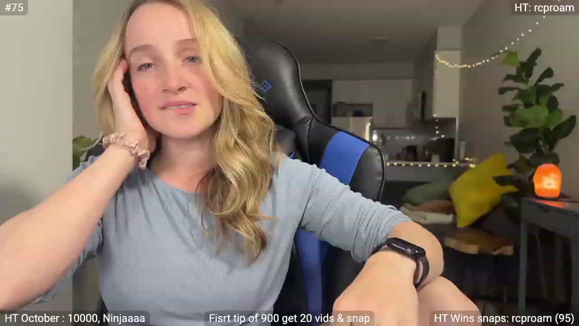 Gallery image thumbnail from NatGPT's myfreecams stream on, 10/12/2023, 24:21 image 18 of 20