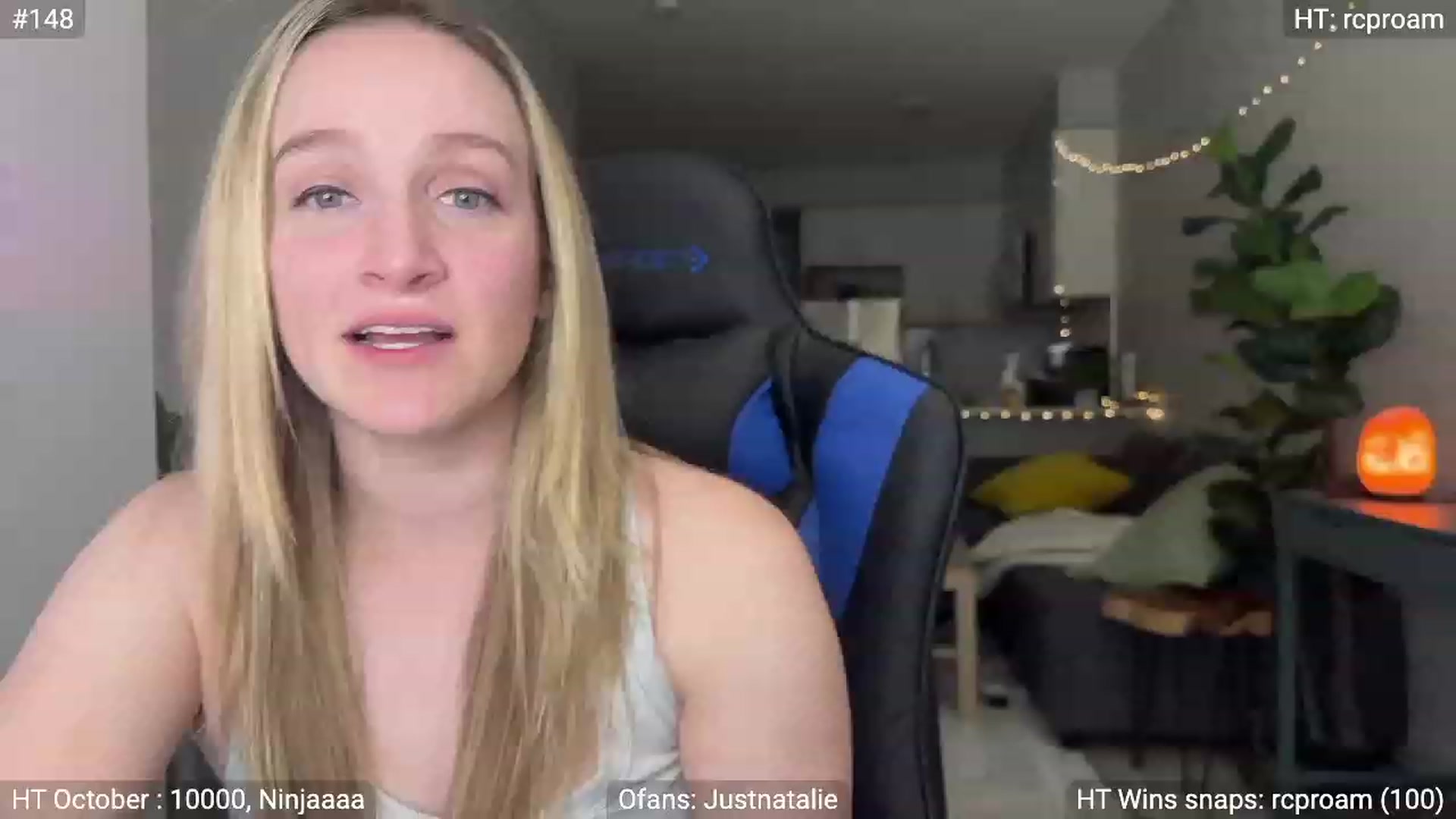 Gallery image thumbnail from NatGPT's myfreecams stream on, 10/21/2023, 15:58 image 18 of 20