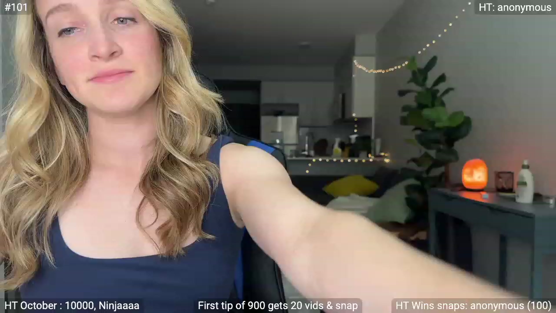 Gallery image thumbnail from NatGPT's myfreecams stream on, 10/22/2023, 17:31 image 15 of 20