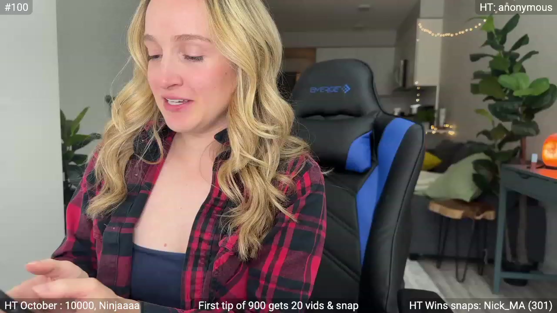 Gallery image thumbnail from NatGPT's myfreecams stream on, 10/22/2023, 18:48 image 6 of 20