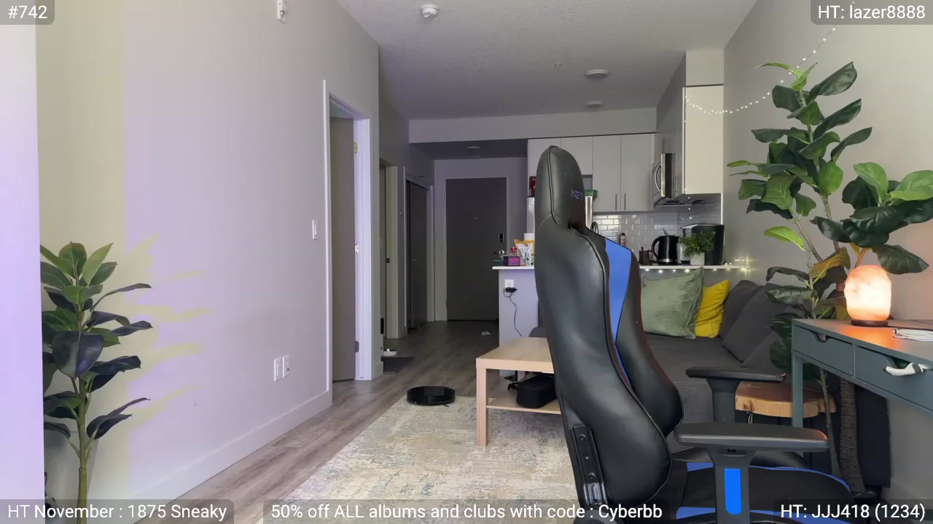 Gallery image thumbnail from NatGPT's myfreecams stream on, 11/27/2023, 19:03 image 6 of 20