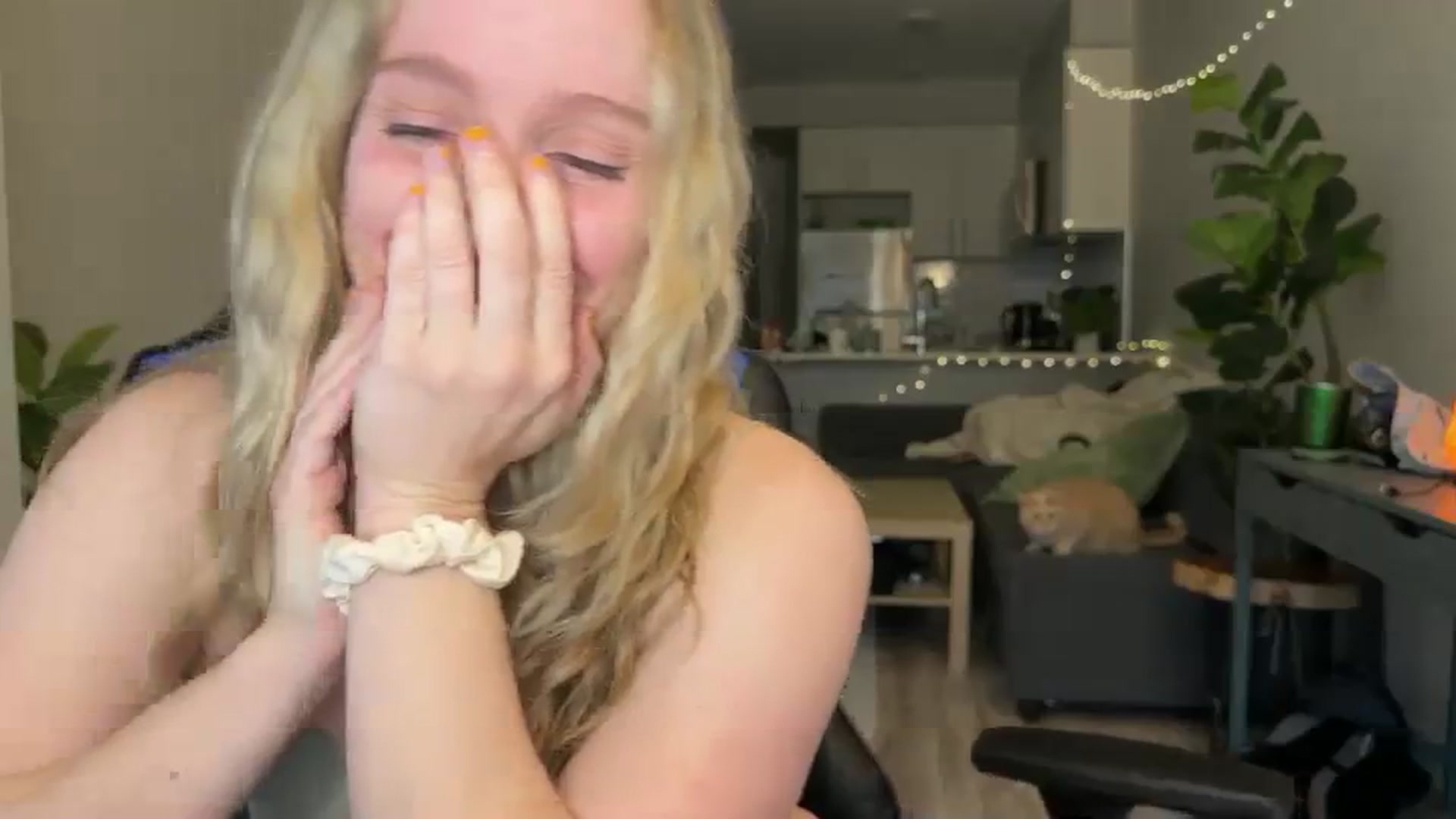 Gallery image thumbnail from NatGPT's myfreecams stream on, 03/05/2024, 01:02 image 7 of 20