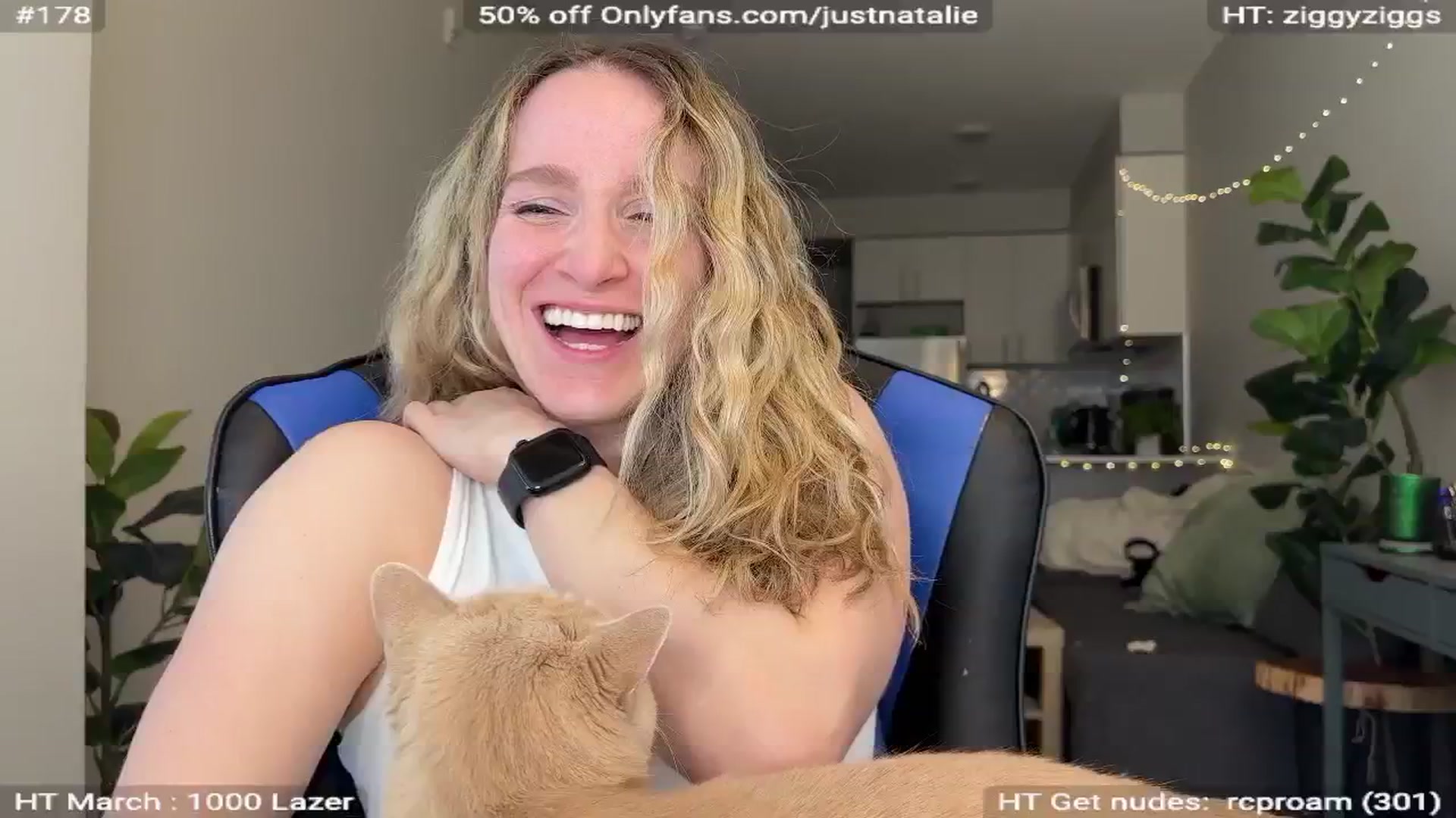 Gallery image thumbnail from NatGPT's myfreecams stream on, 03/06/2024, 24:28 image 3 of 20