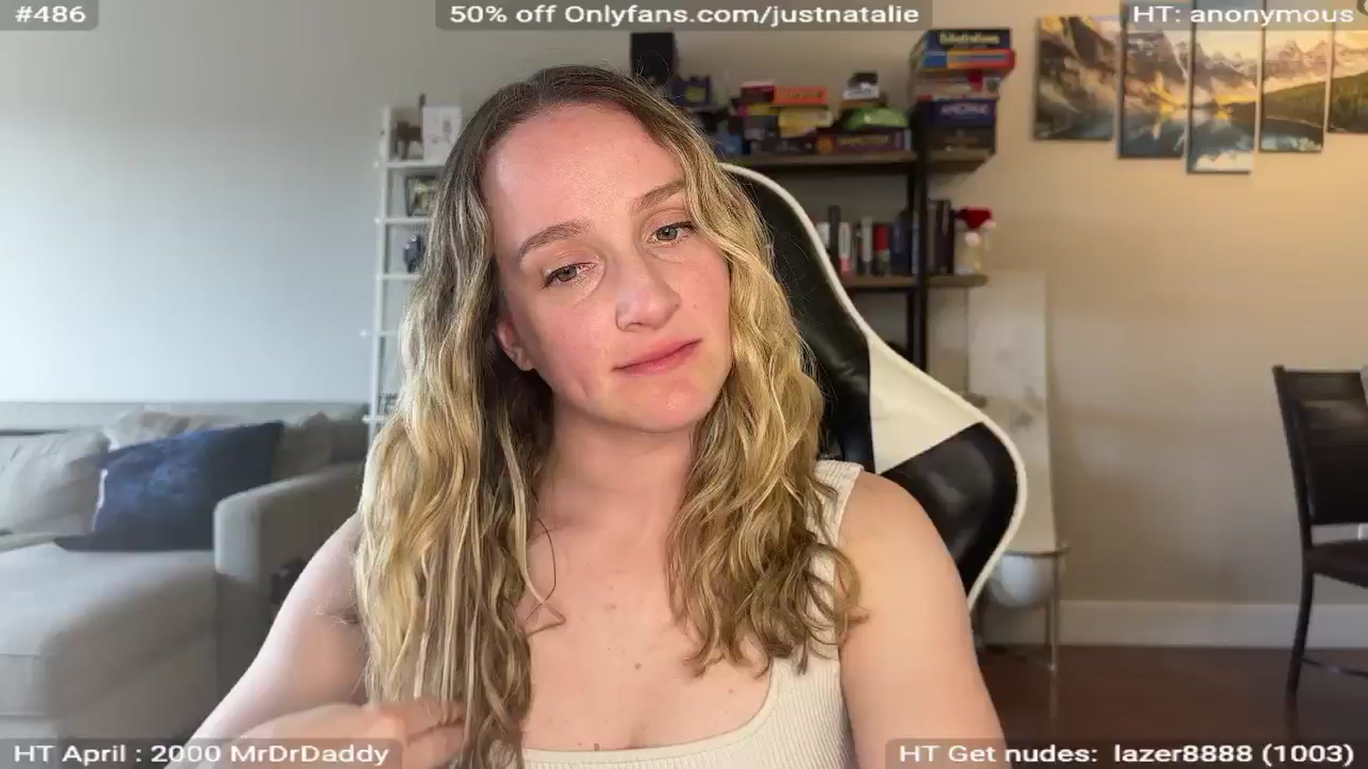 Gallery image thumbnail from NatGPT's myfreecams stream on, 04/28/2024, 23:01 image 11 of 20