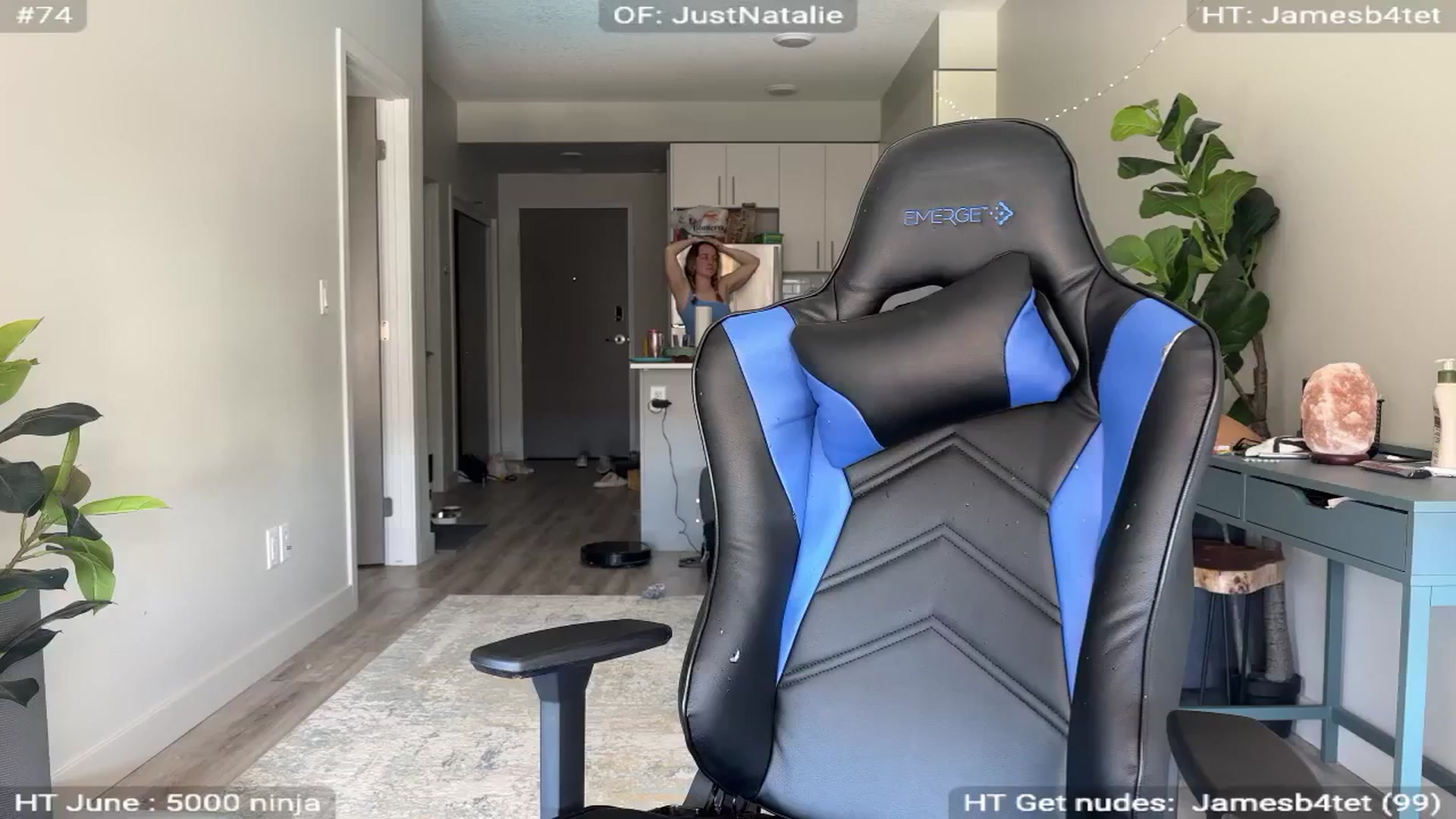 Gallery image thumbnail from NatGPT's myfreecams stream on, 06/11/2024, 16:29 image 15 of 20