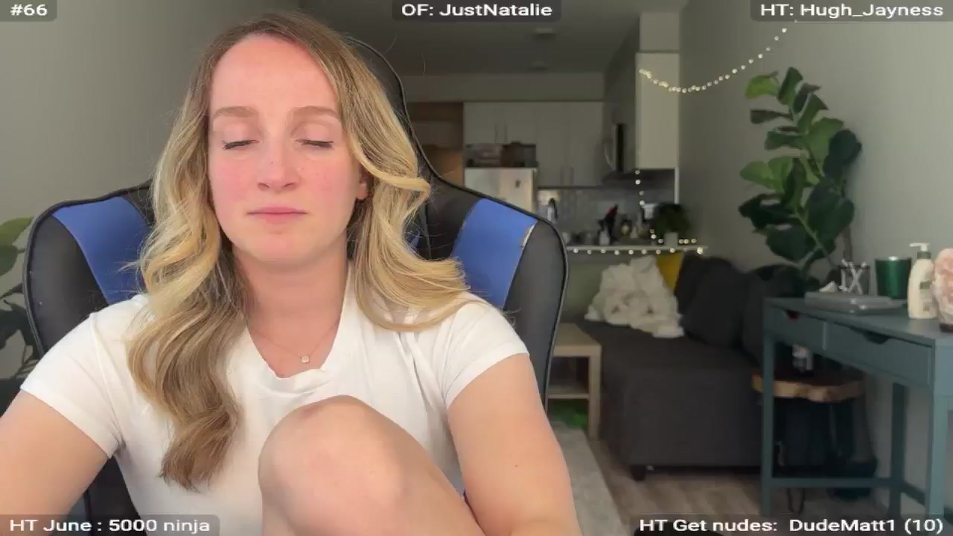 Gallery image thumbnail from NatGPT's myfreecams stream on, 06/18/2024, 22:45 image 6 of 20