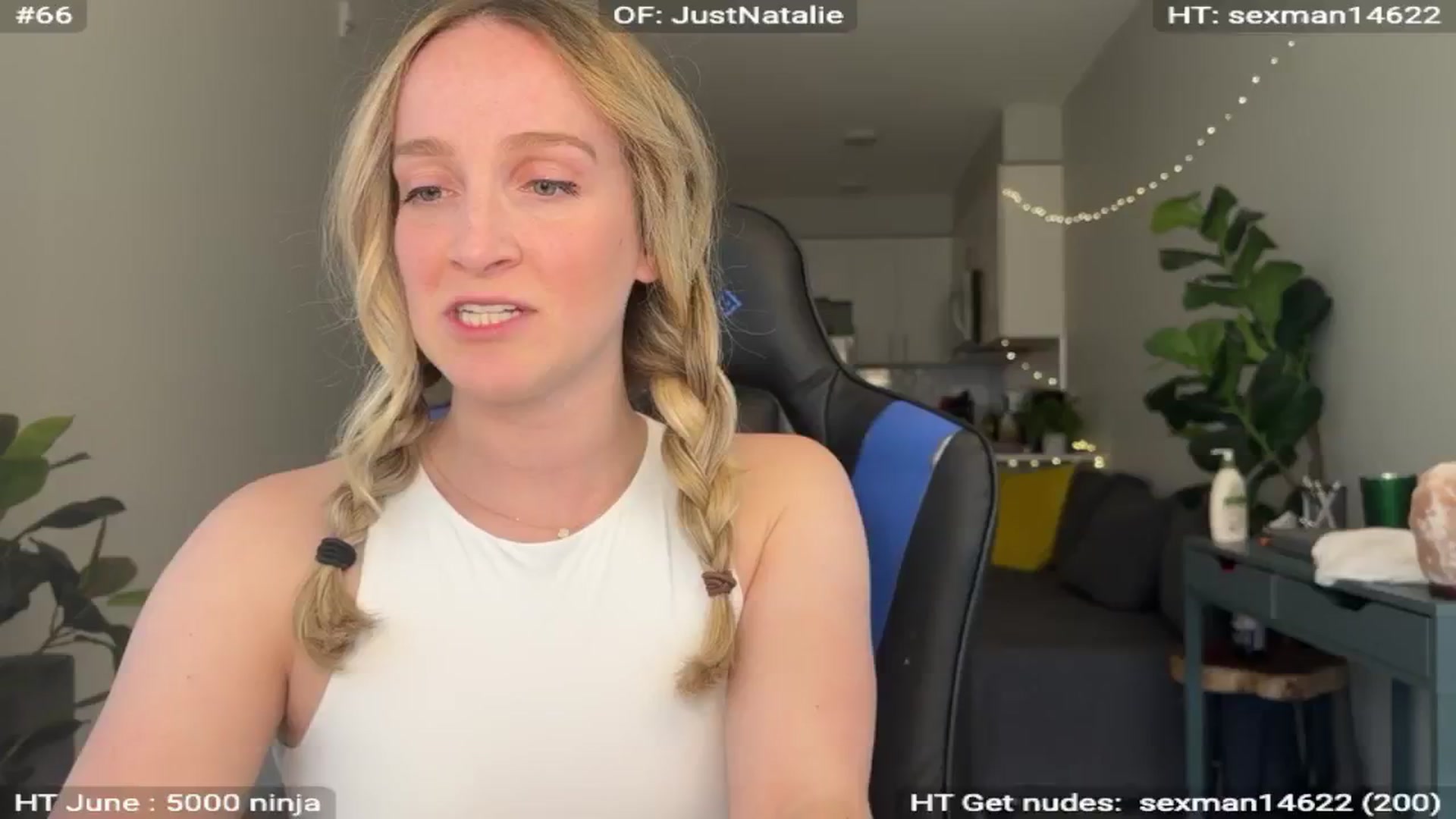 Gallery image thumbnail from NatGPT's myfreecams stream on, 06/19/2024, 22:34 image 13 of 20