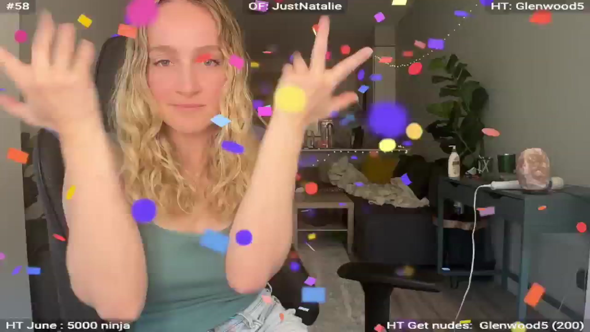 Gallery image thumbnail from NatGPT's myfreecams stream on, 06/21/2024, 17:06 image 11 of 20