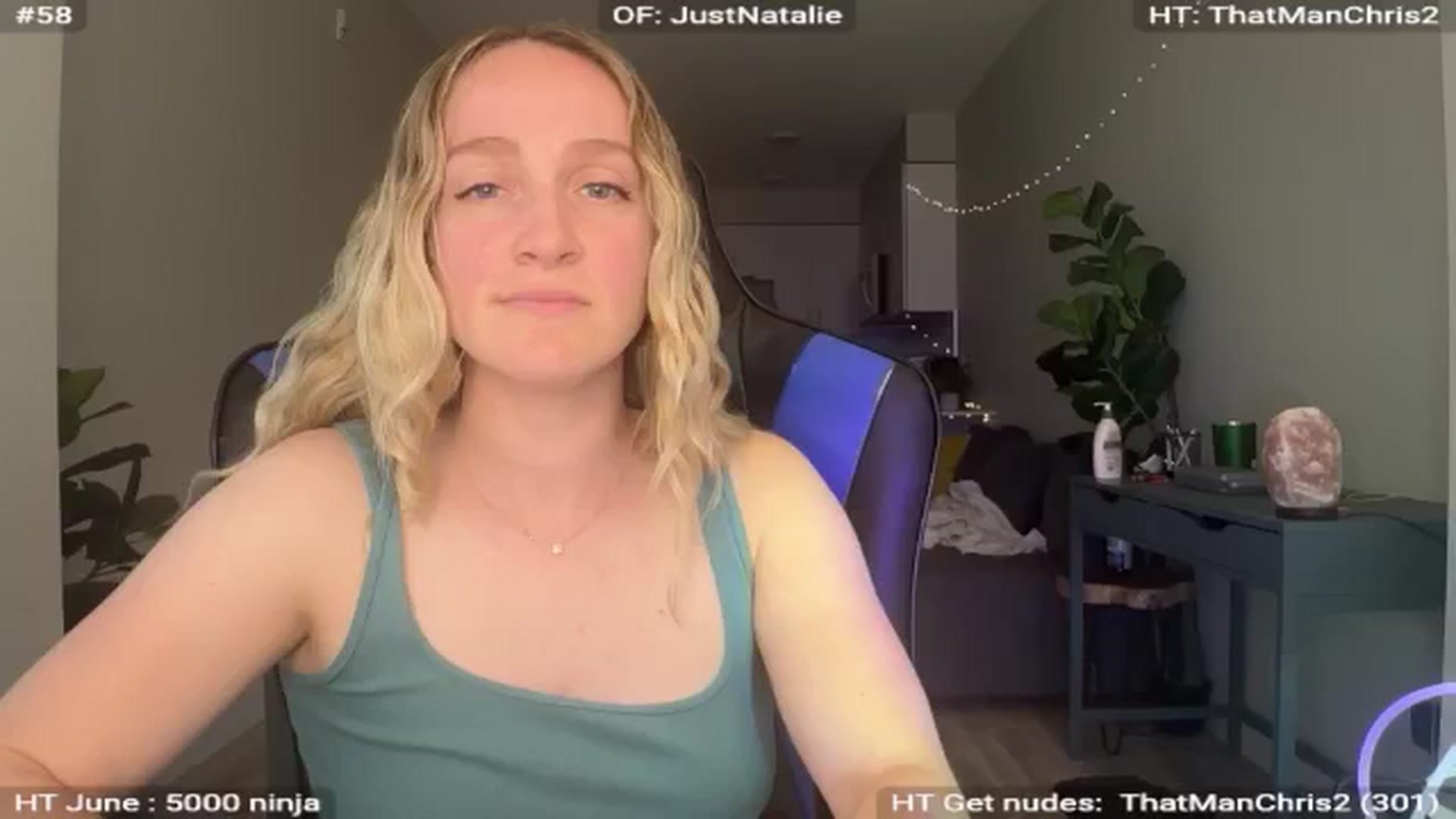 Gallery image thumbnail from NatGPT's myfreecams stream on, 06/21/2024, 18:03 image 2 of 20
