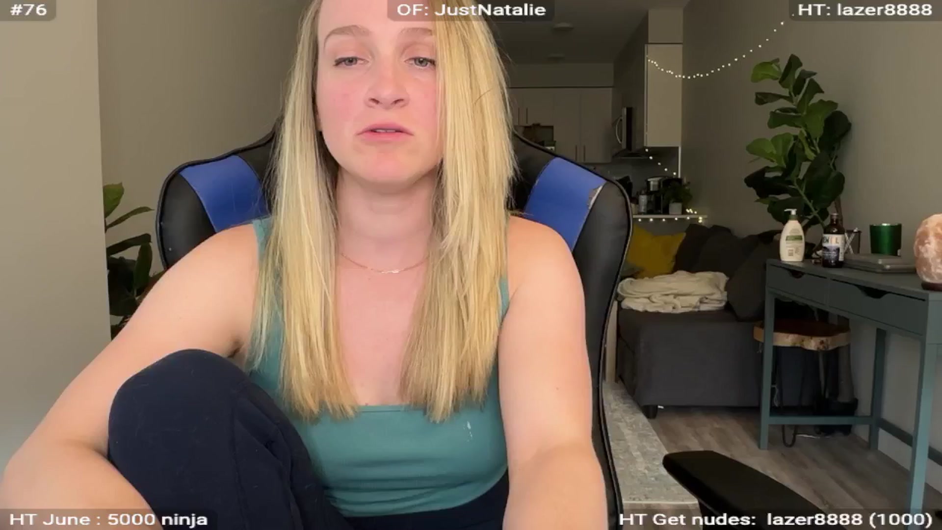 Gallery image thumbnail from NatGPT's myfreecams stream on, 06/25/2024, 22:17 image 7 of 20