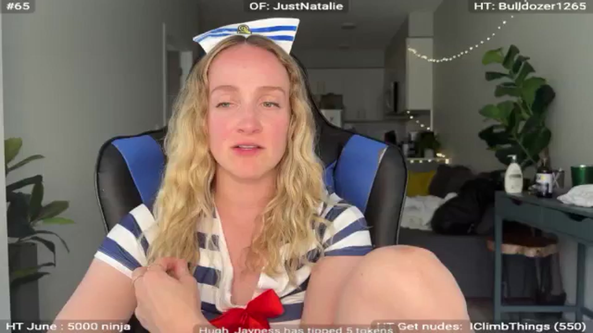 Gallery image thumbnail from NatGPT's myfreecams stream on, 06/27/2024, 24:32 image 20 of 20