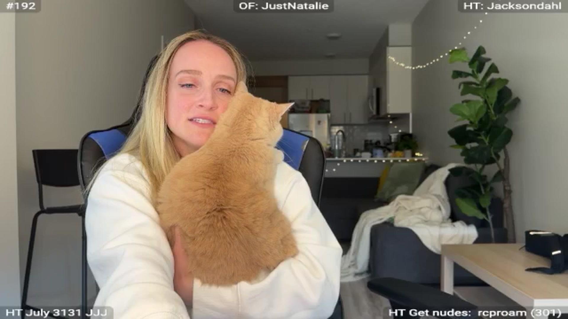 Gallery image thumbnail from NatGPT's myfreecams stream on, 07/04/2024, 23:47 image 11 of 20