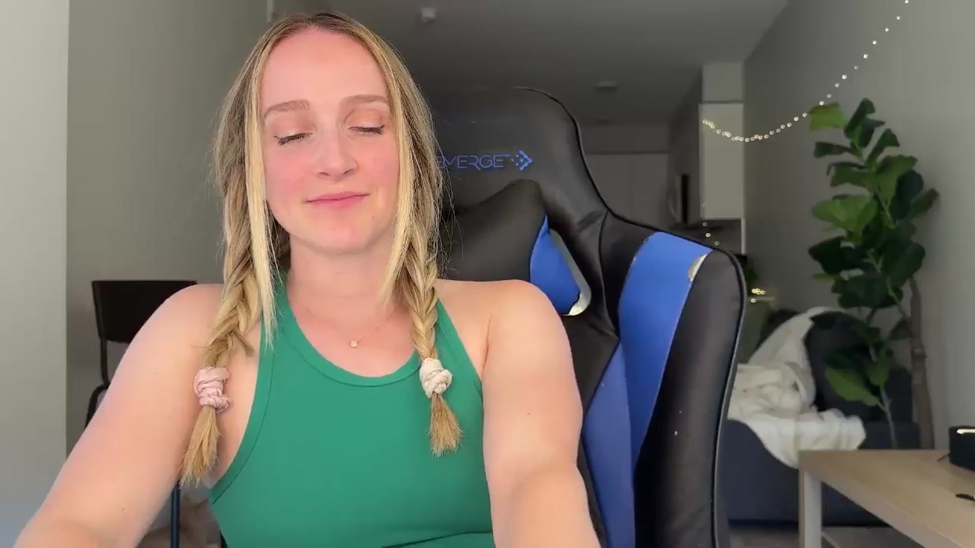 Gallery image thumbnail from NatGPT's myfreecams stream on, 07/05/2024, 24:44 image 8 of 20