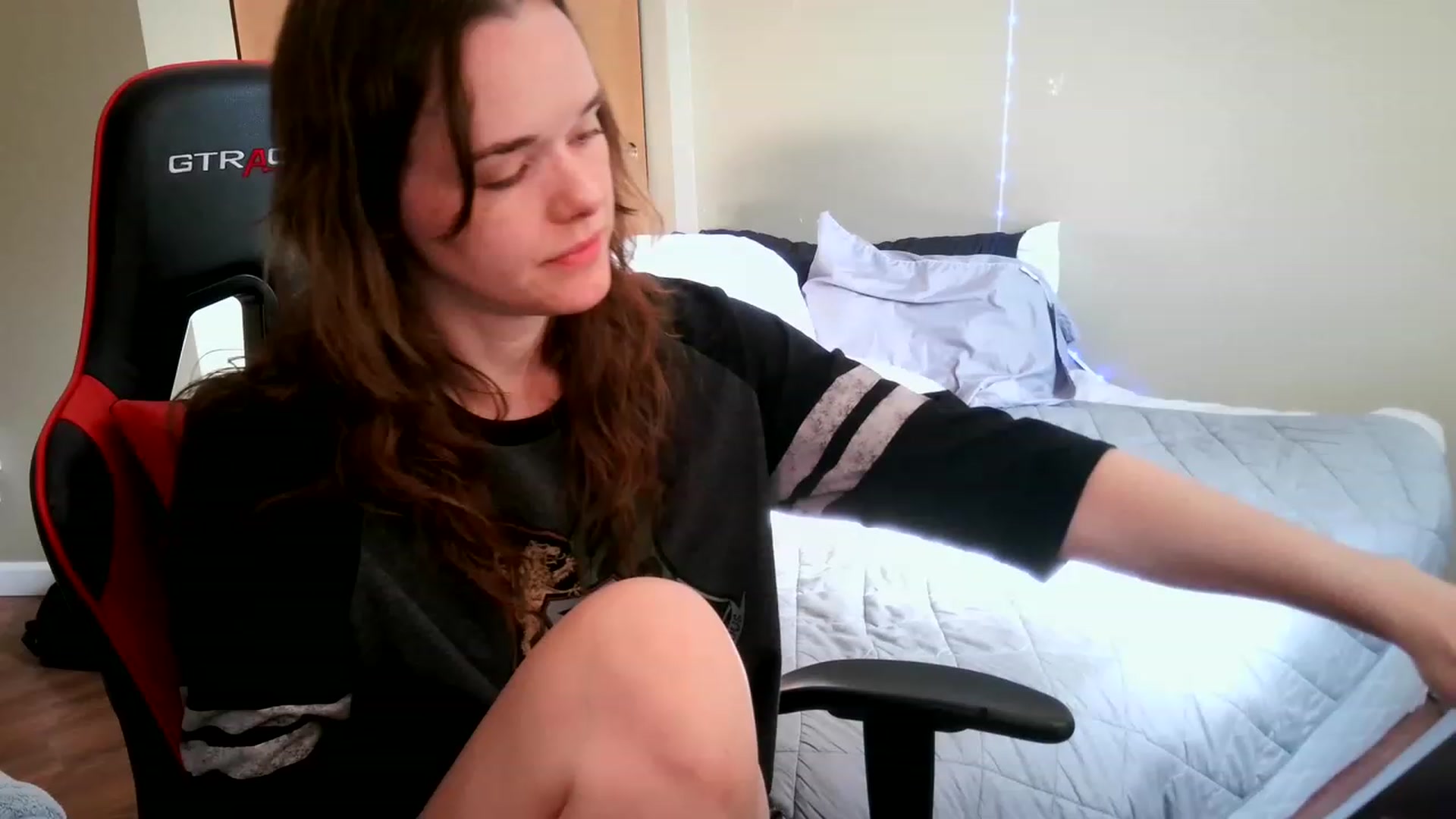 Gallery image thumbnail from NatPussyCat's myfreecams stream on, 05/29/2023, 01:55 image 6 of 20