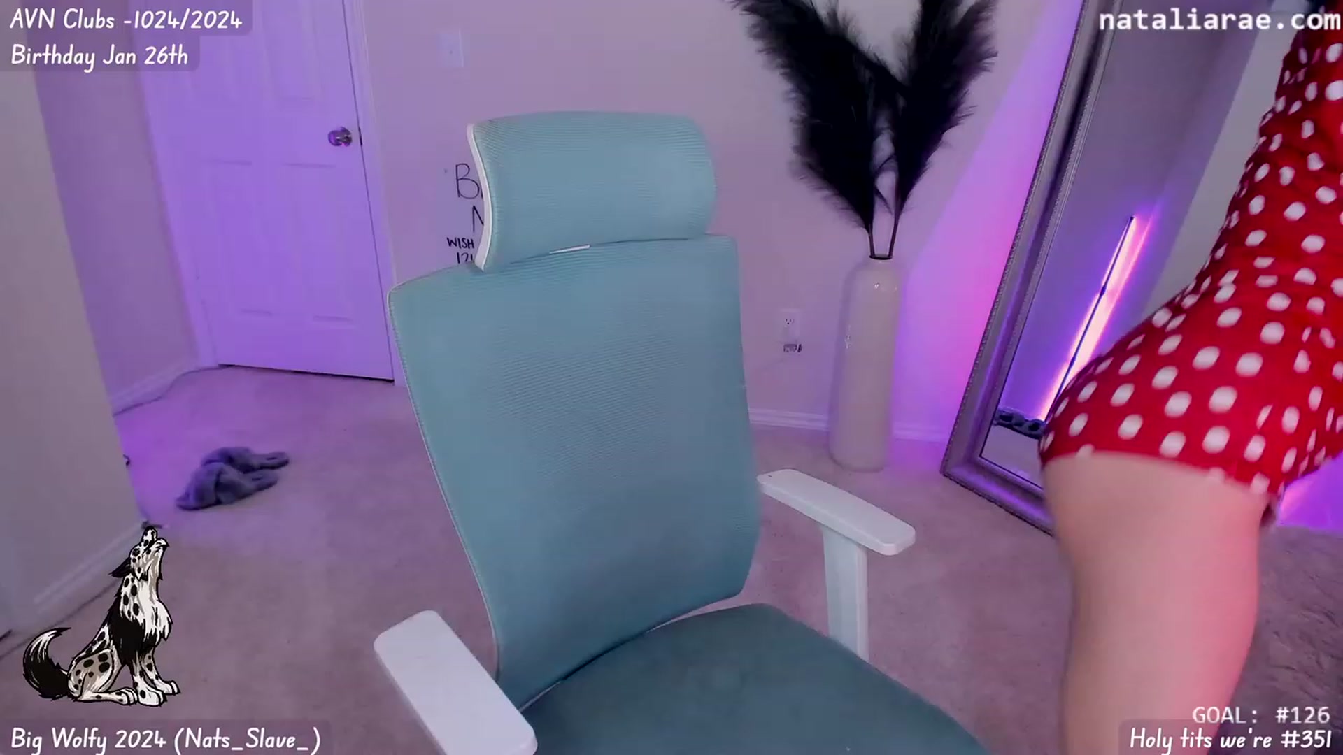 Gallery image thumbnail from Nat_Rae_BDAY's myfreecams stream on, 01/19/2024, 06:39 image 7 of 20