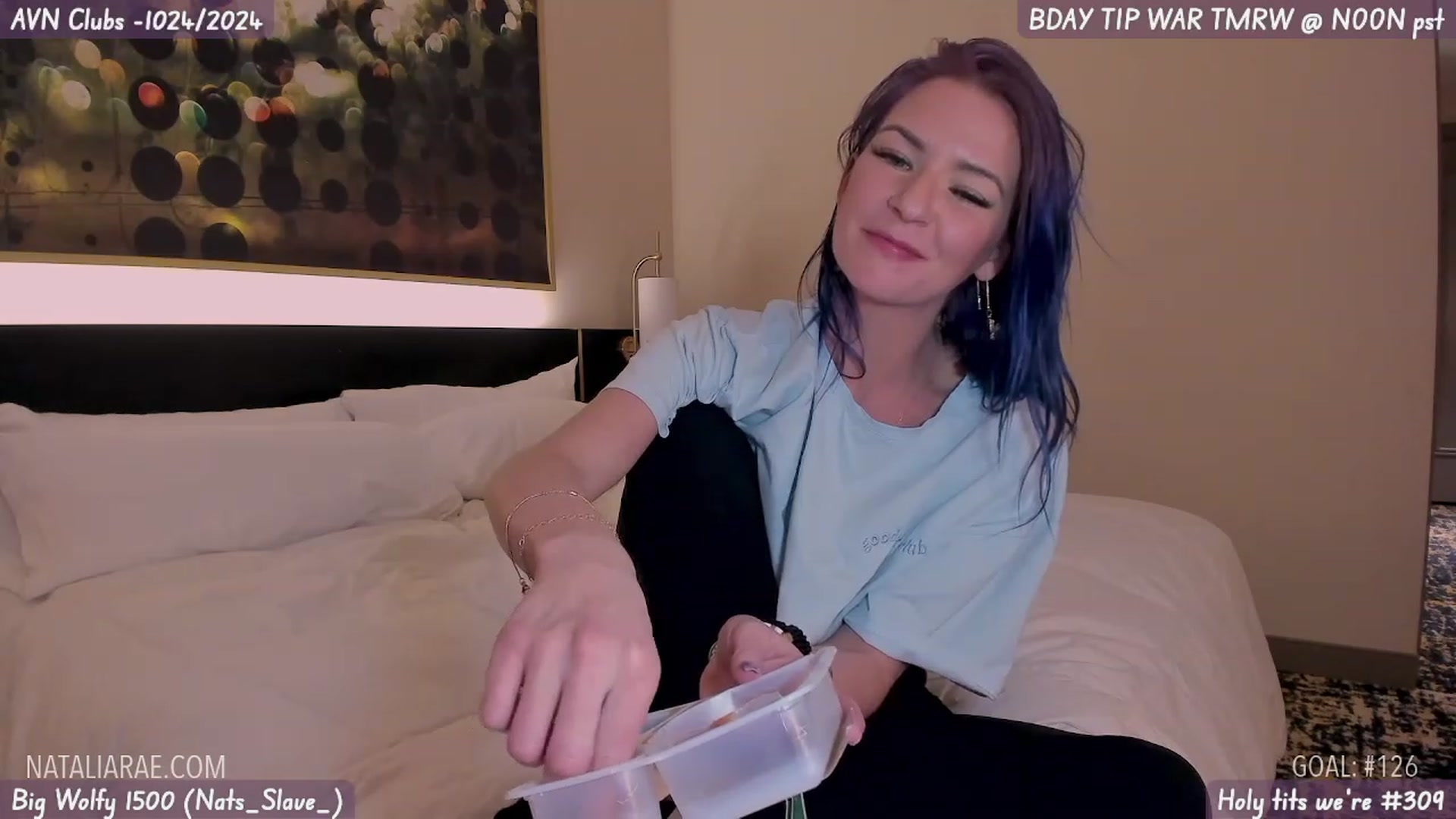 Gallery image thumbnail from Nat_Rae_BDAY's myfreecams stream on, 01/26/2024, 04:43 image 19 of 20