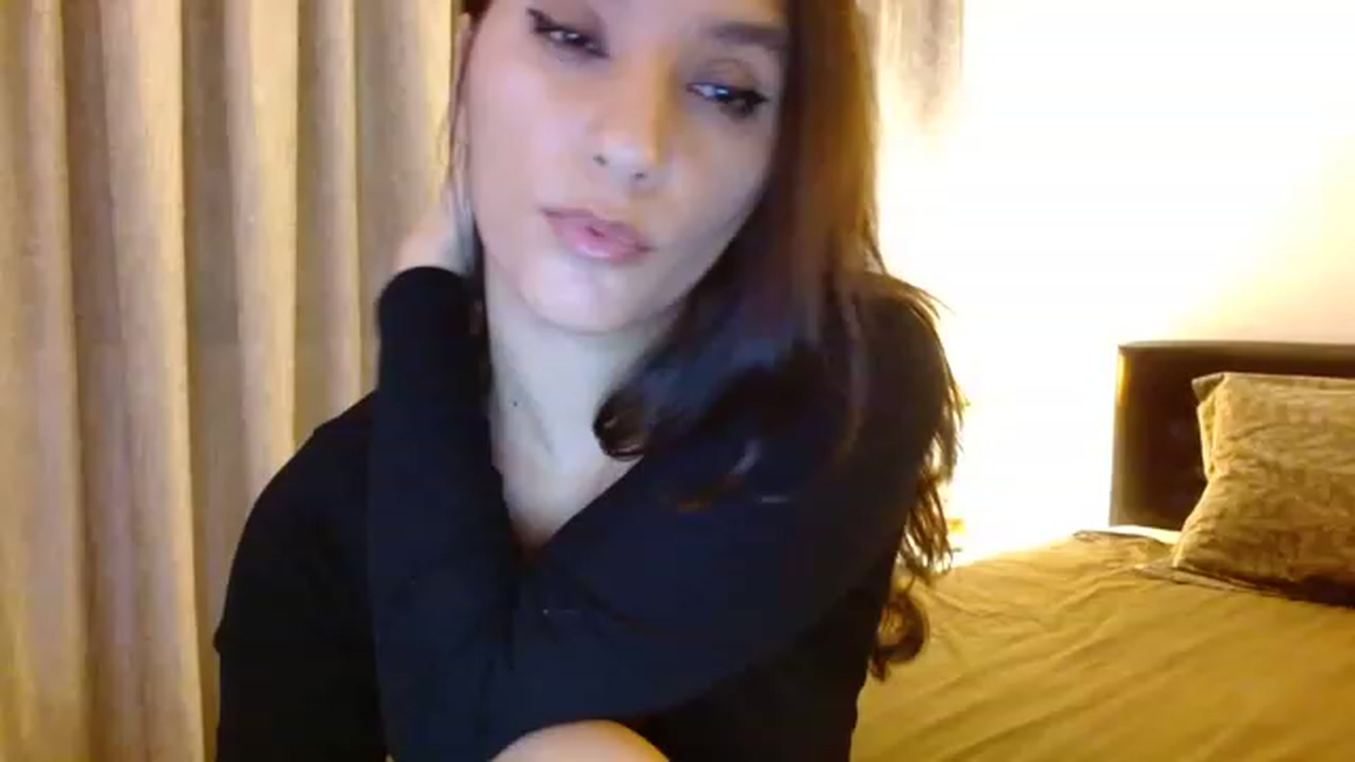 Gallery image thumbnail from NataColada's myfreecams stream on, 11/28/2022, 24:33 image 20 of 20