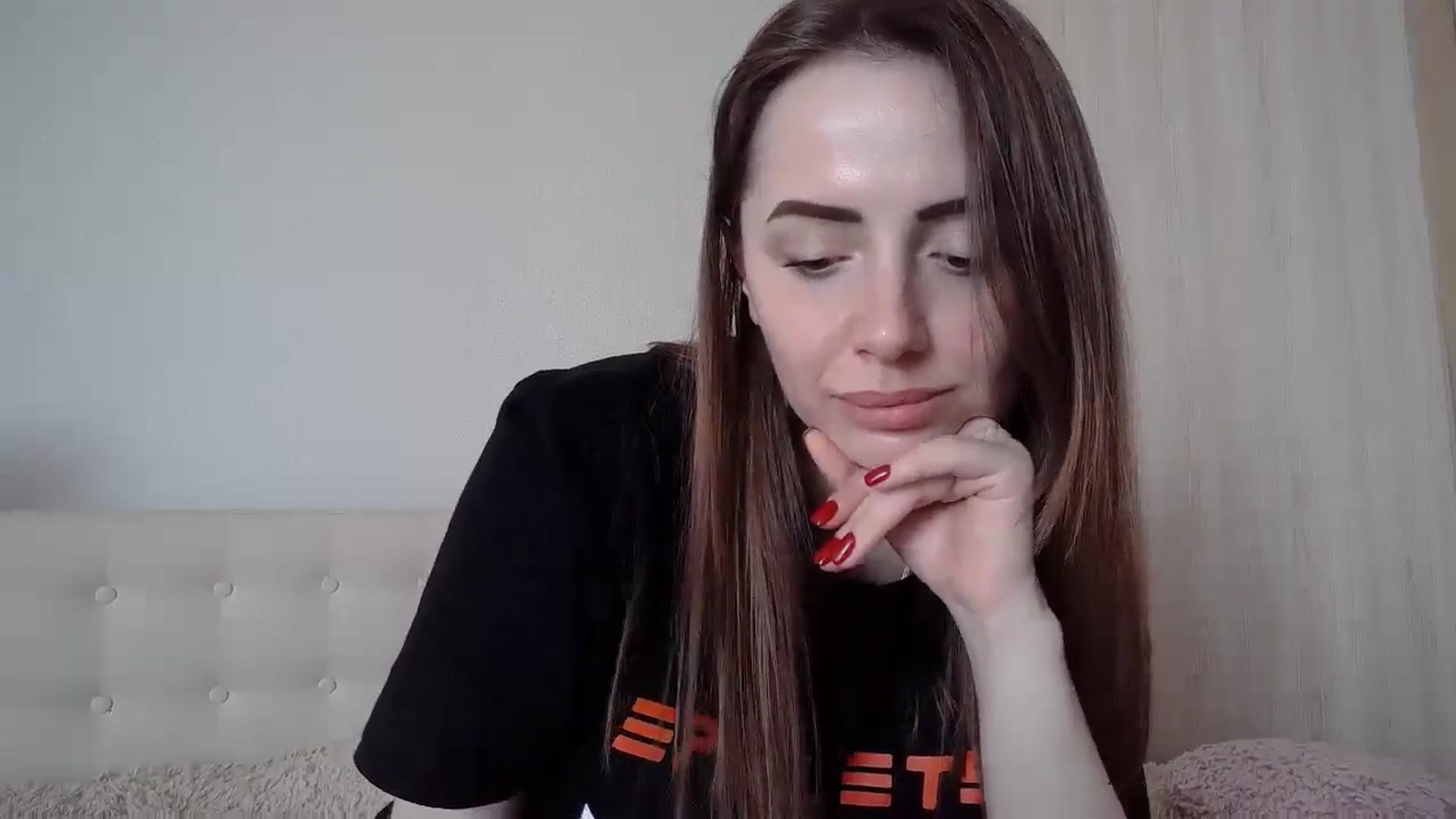 Gallery image thumbnail from Nata_u_friend's myfreecams stream on, 05/21/2024, 13:38 image 14 of 20
