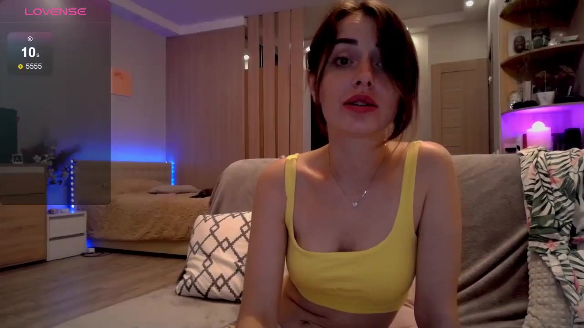 Gallery image thumbnail from Nata_u_friend's myfreecams stream on, 07/05/2024, 21:07 image 16 of 20