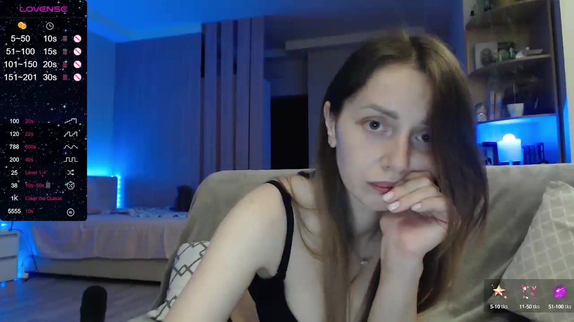 Gallery image thumbnail from Nata_u_friend's myfreecams stream on, 07/15/2024, 24:01 image 18 of 20