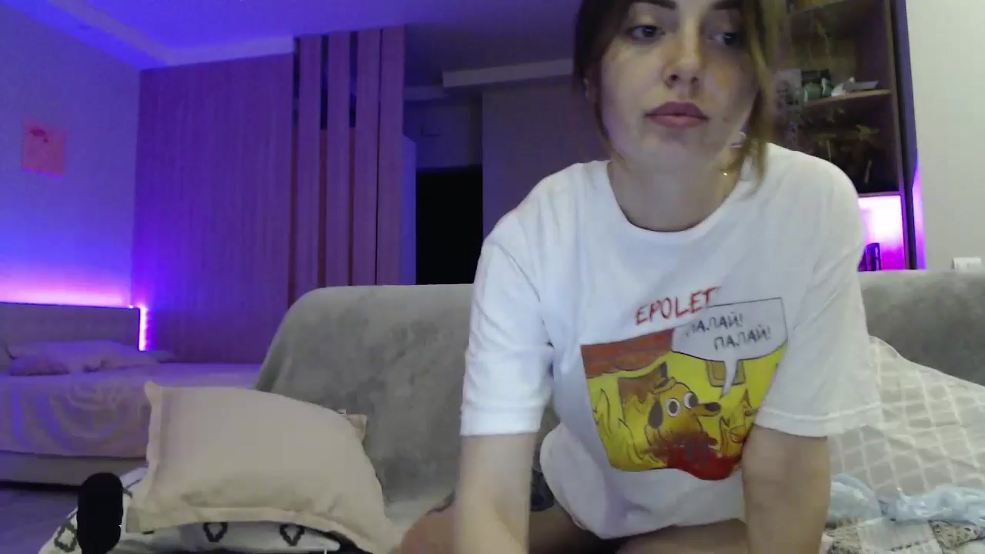 Gallery image thumbnail from Nata_u_friend's myfreecams stream on, 07/19/2024, 24:16 image 3 of 20
